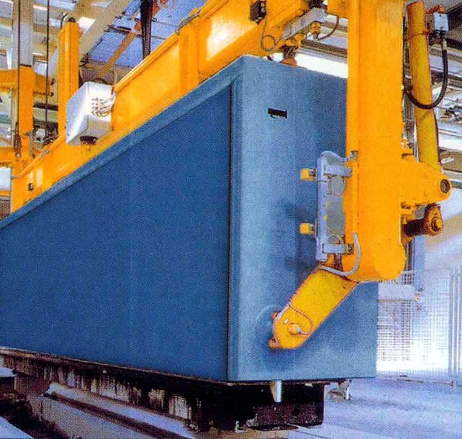 空中翻轉(zhuǎn)工藝設備